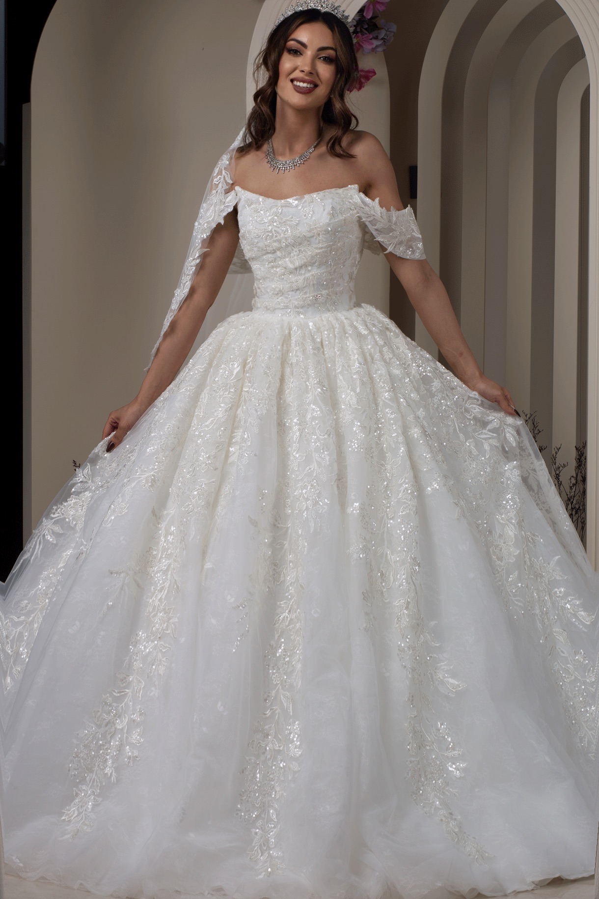 183922